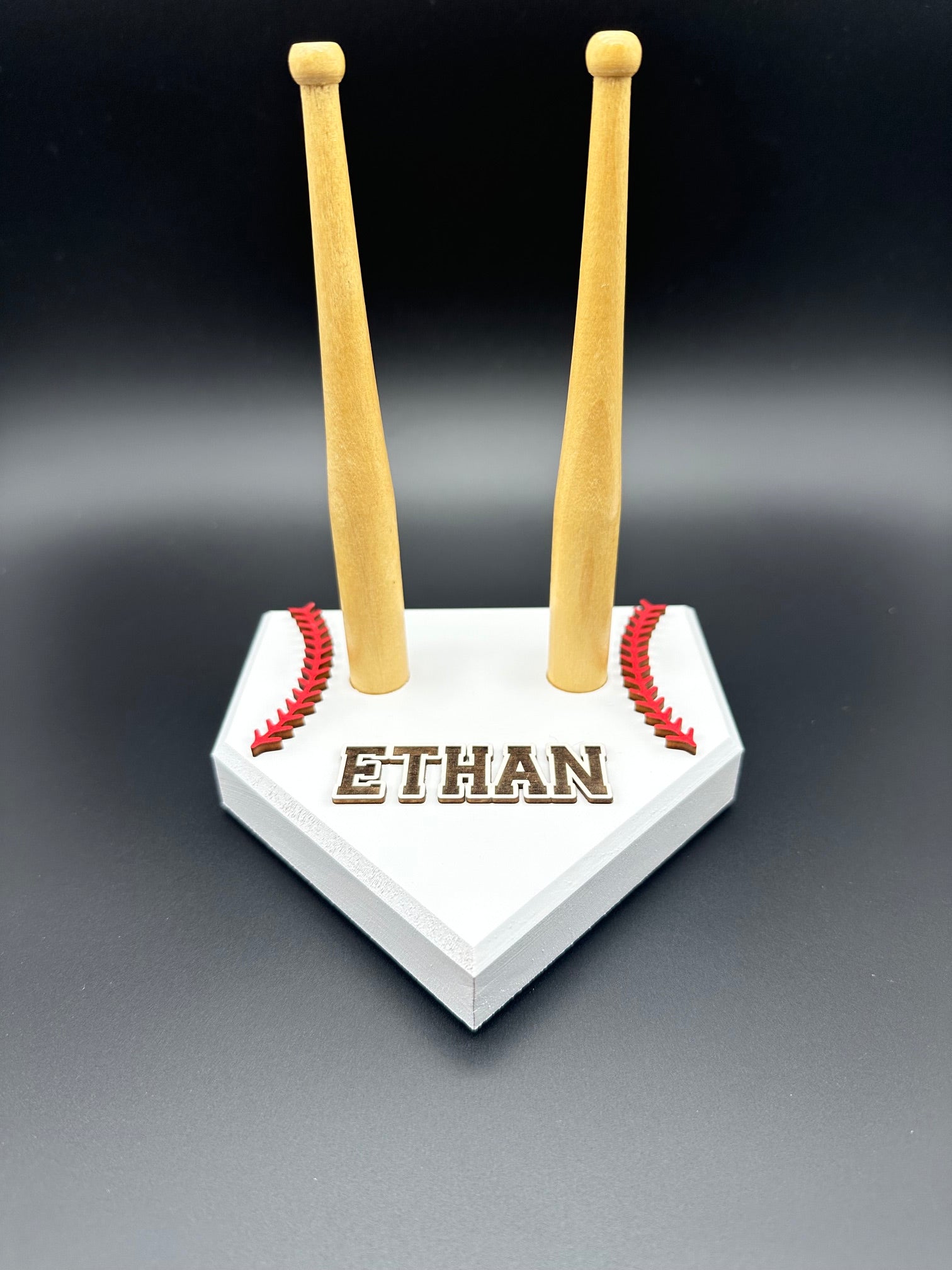Home Plate Ring Holder w/2 Bats